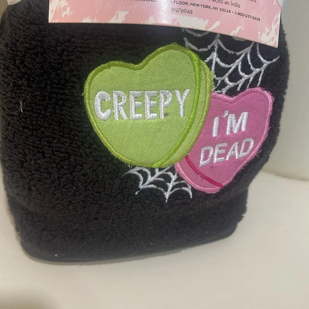 Betsey Johnson  Black/White/Green/Pink Halloween Set of 2 Hand Towels